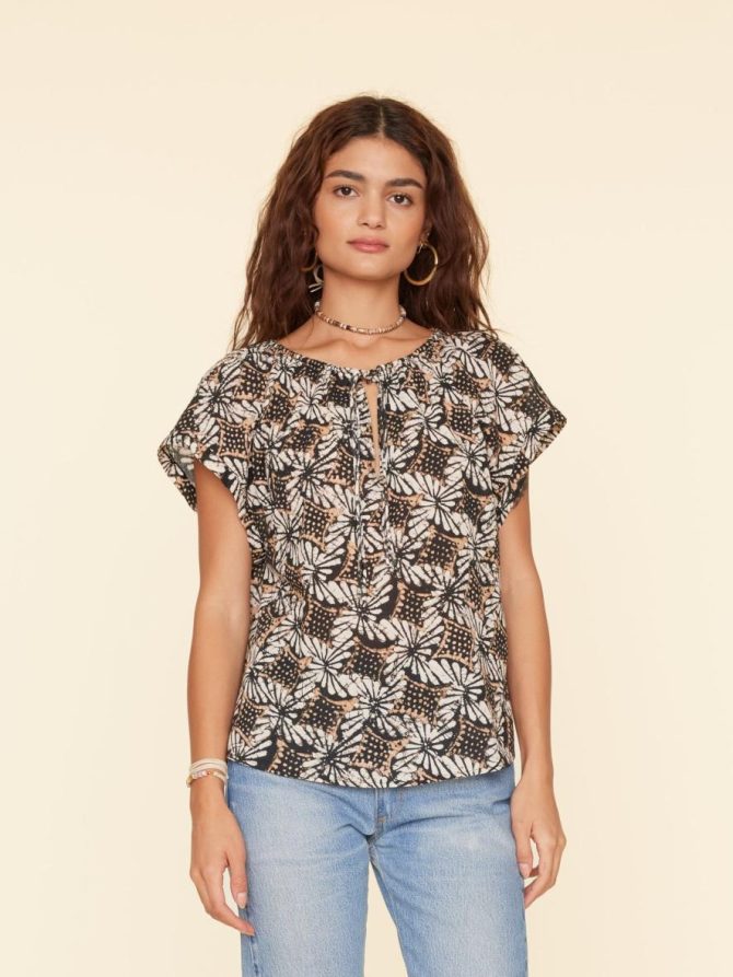 Xirena Tops | Women Tobacco Petal Winslet Top