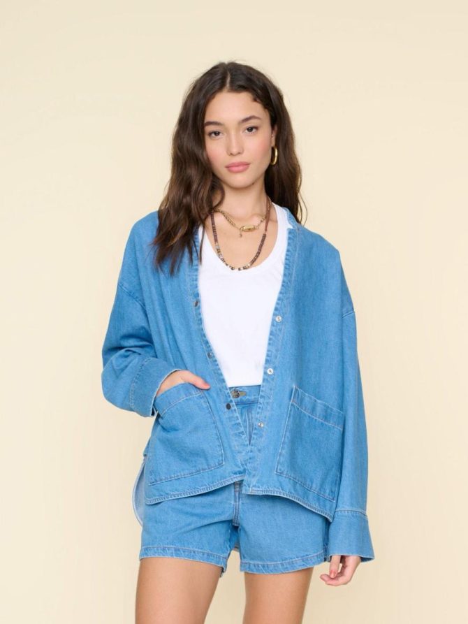 Xirena Sweaters & Jackets | Women Mid Blue Reeves Denim Jacket